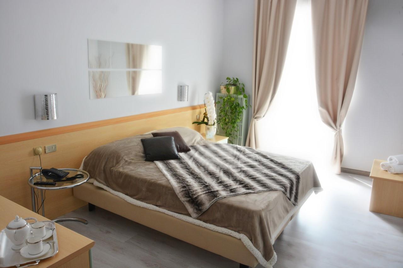Hotel Oceano بسكييرا ديل غاردا المظهر الخارجي الصورة