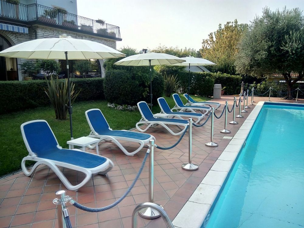 Hotel Oceano بسكييرا ديل غاردا المظهر الخارجي الصورة
