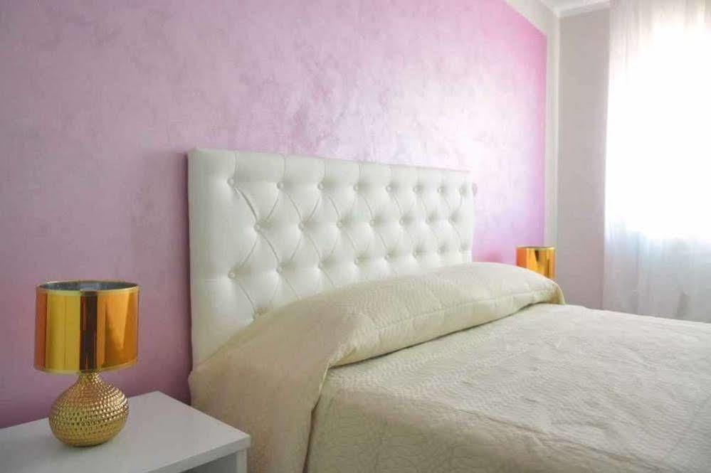 Hotel Oceano بسكييرا ديل غاردا المظهر الخارجي الصورة